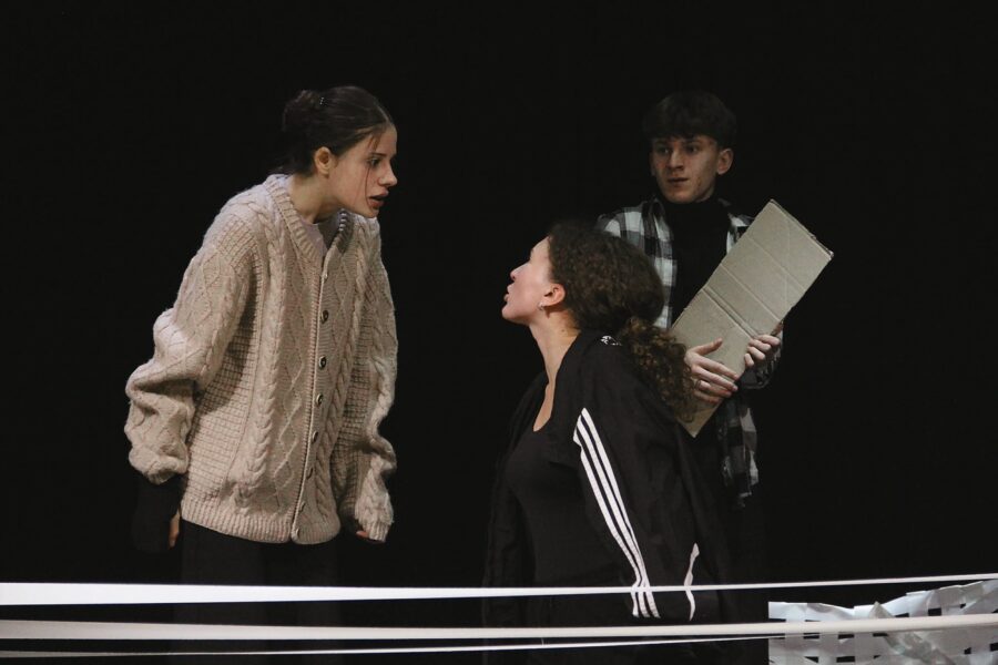 83bc9ec3-e2bf-40cf-b2c2-5cd2c2103a93